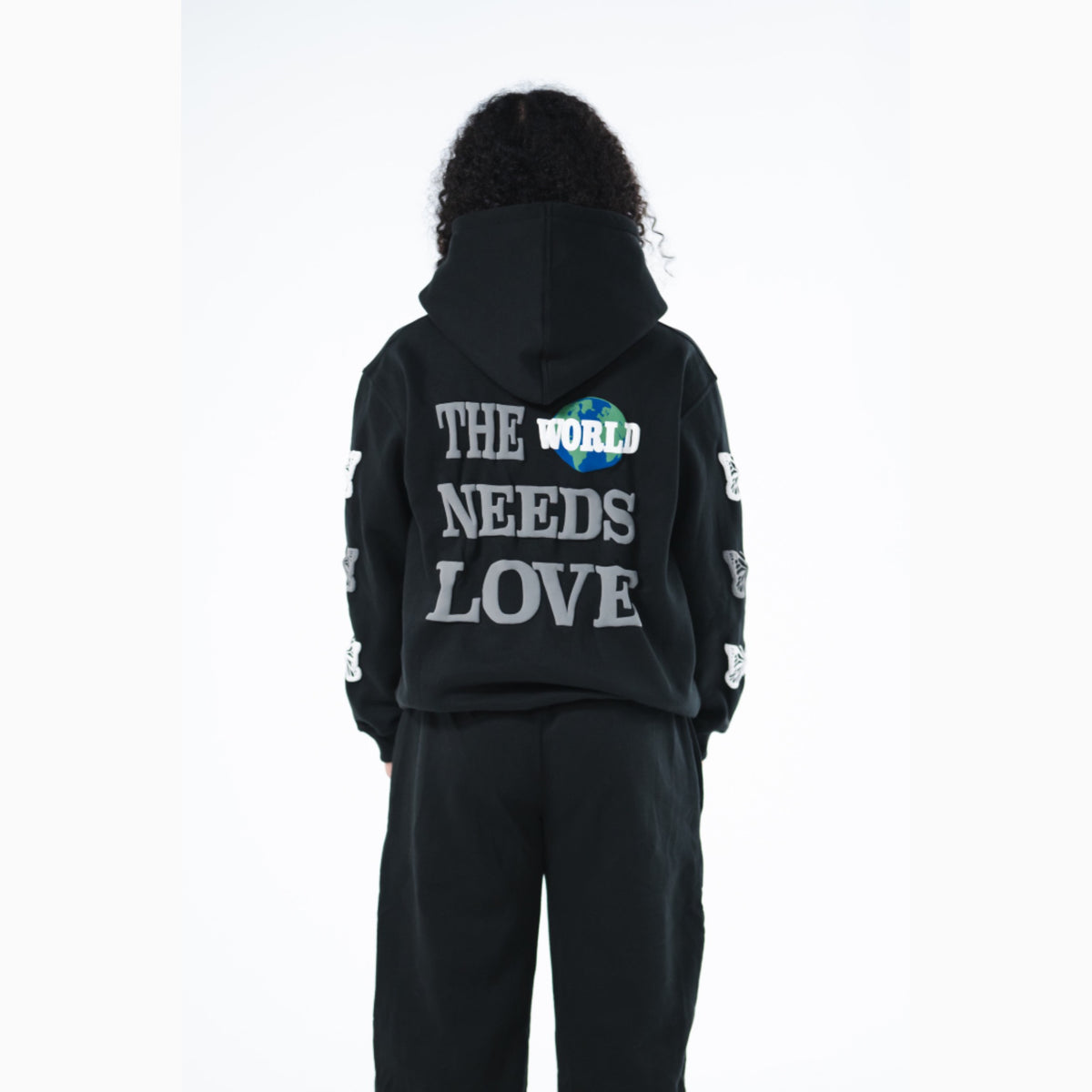 The World Needs Love Set [Black]