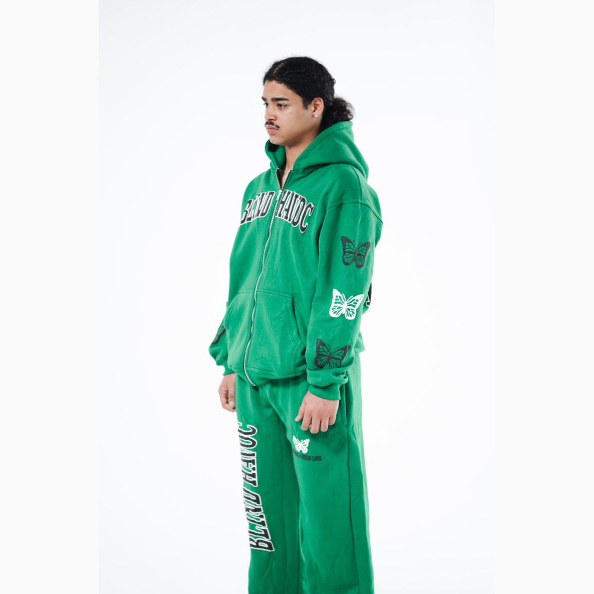 The World Needs Love Sweats [Green]