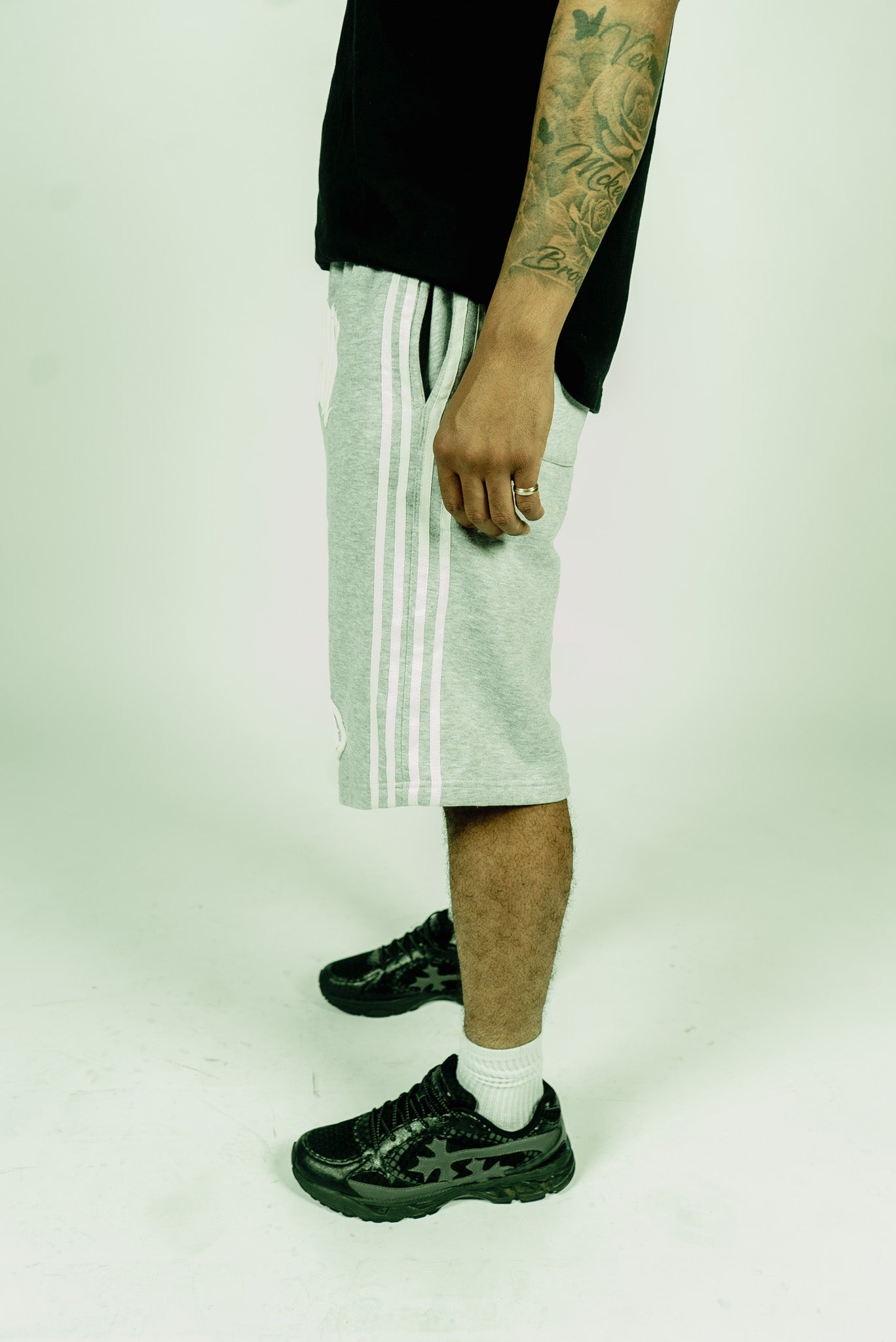 Striped Cotton Long Shorts [Gray]