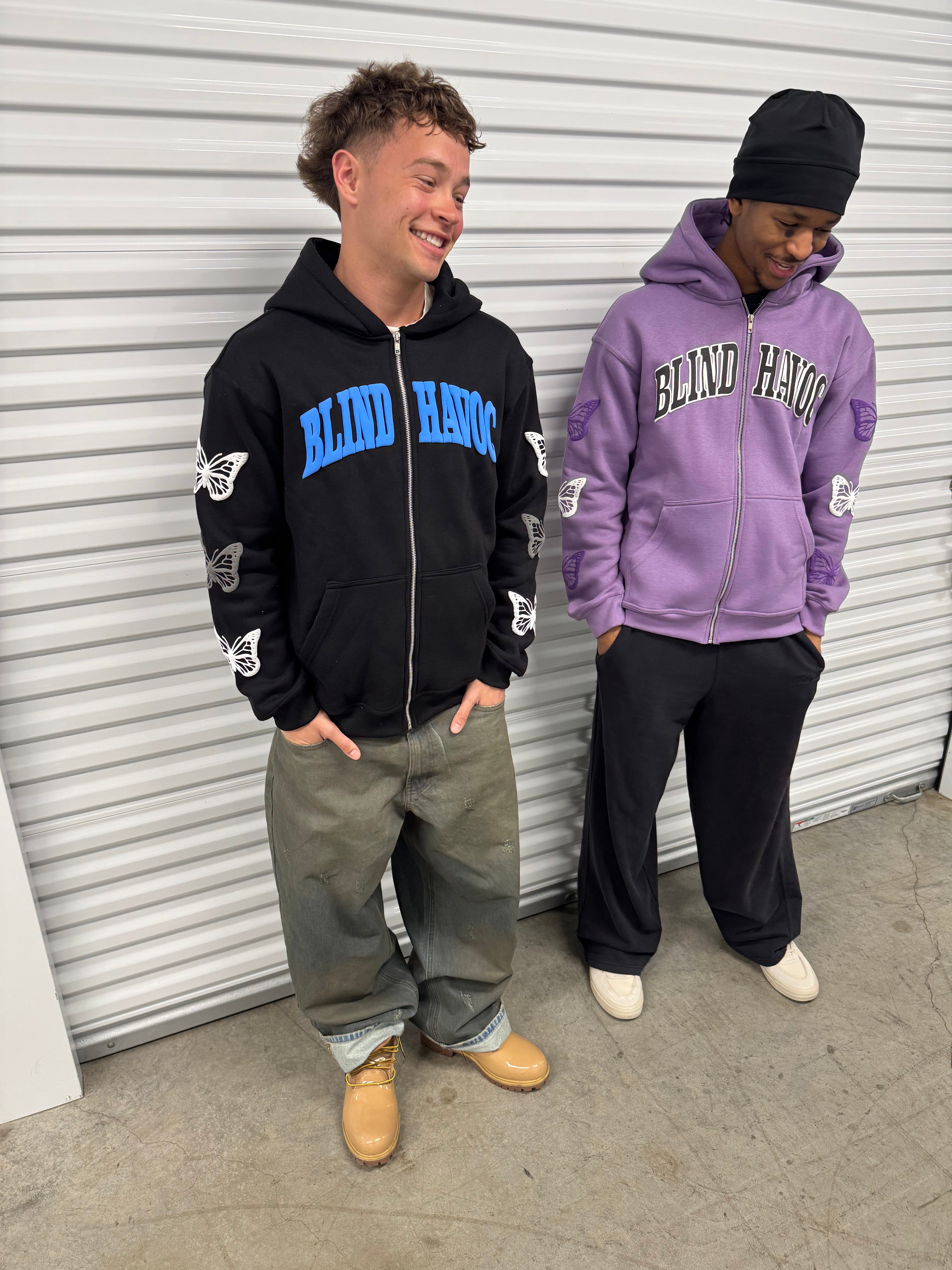 The World Needs Love Zip [Black]