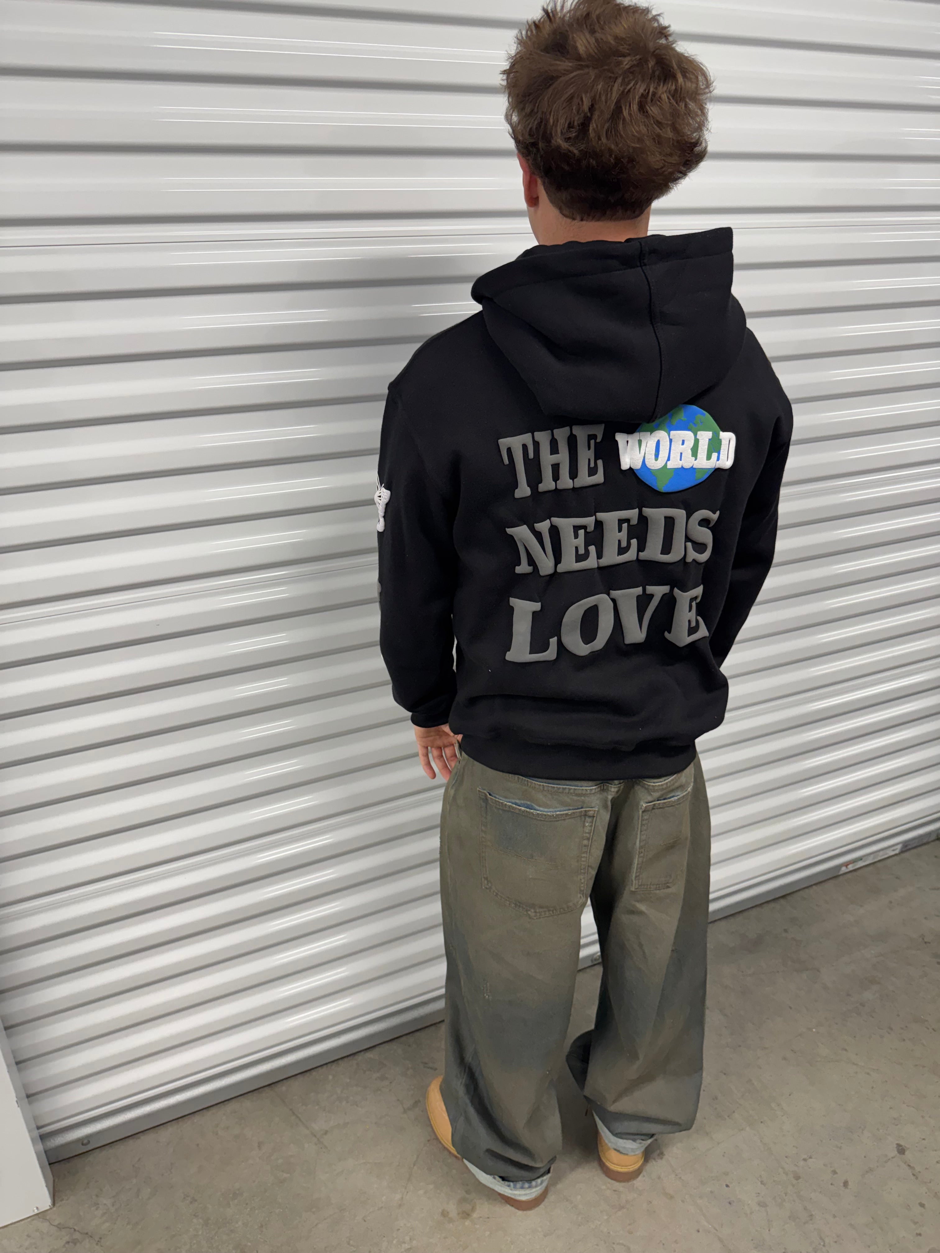 The World Needs Love Zip [Black]