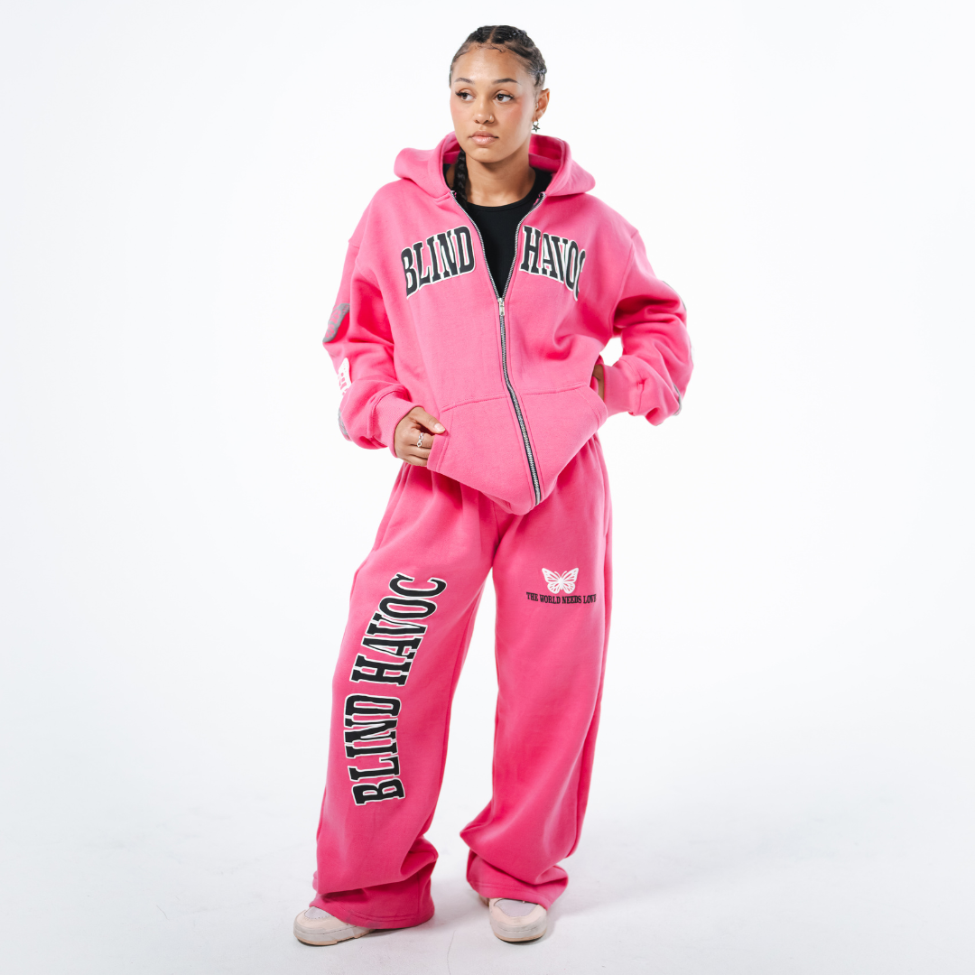 The World Needs Love Set [Pink]